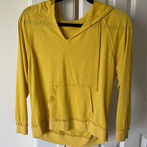 Zyia Beach Crop Hoodie 3/4 sleeve